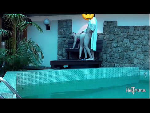 ❤️ Šef poziva sobaricu na bazen, ali nije mogao odoljeti vrućini ️ Analni video na hr.pornmega-com.ru ❌️