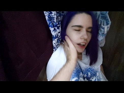 ❤️ Našao sam svoju sestru u ormaru i pomogao joj da svrši ️ Analni video na hr.pornmega-com.ru ❌️